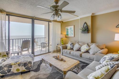 Arcadian Shores Apartment | Classy Oceanfront Myrtle Beach Condo!