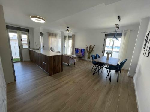 Aguilas Apartment | Clauadris Home ideal para familias