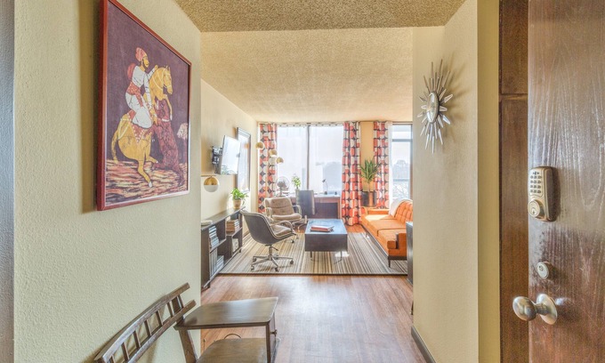 Downtown Tulsa Condo | Clean and Comfortable Furnished "Vintage Digs" Condo - All Utilities Included
