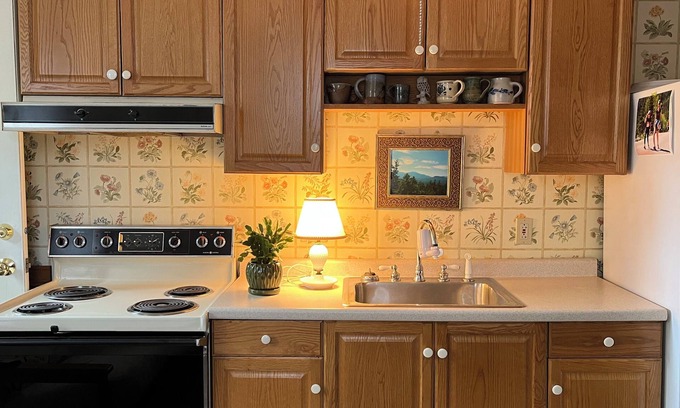 Boalsburg House | Clean & Calm Home, Close to Penn State's Campus