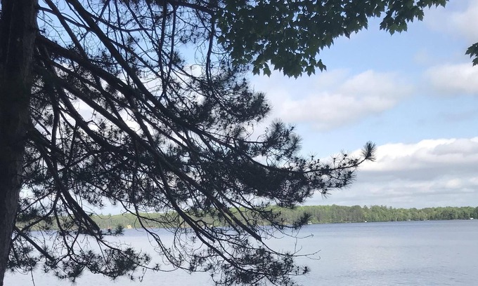 Three Lakes Cabin | Clean, Classic, Quiet Lakefront Comfort - Augie's Cabin on the Three Lakes Chain