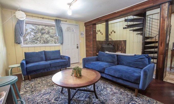 Baldy Mountain Condo | CLEAN&COZY Stocked Kitchen 20% off month stays!