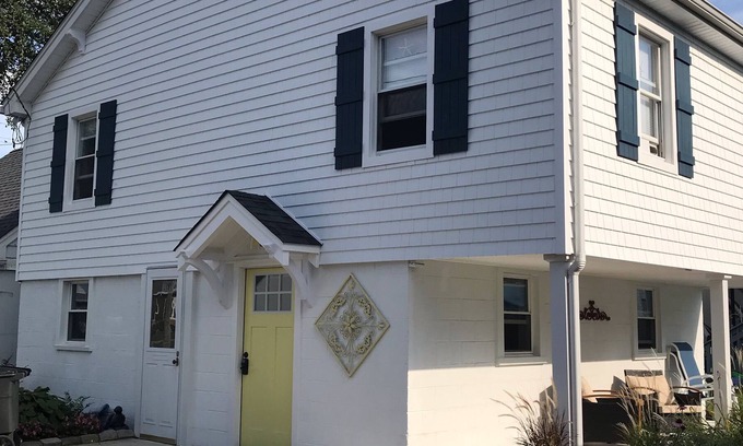 Point Pleasant Beach Cottage | Clean, Cozy and Great Value.