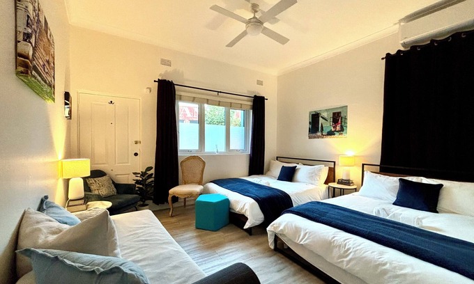 Balmain House | Clean safe easy - city/ICC 4 stops! 3 Br 6 beds