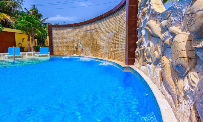 Colonia Salina Chica Villa | Clean, upscale, adult-only villas at Isla Retreats in a tropical oasis!