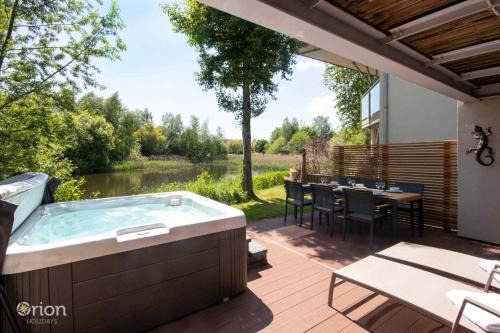 Cirencester House | Clearwater 86, Clouds Keep P
