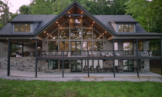 Big Creek House | Clearwater Retreat | Private Dock | Norris Lake