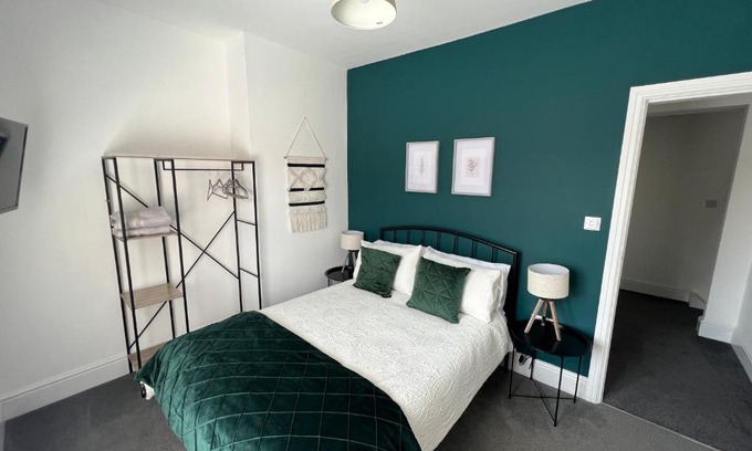 Cleethorpes House | Cleethorpes - 2 Bedroom Beach House