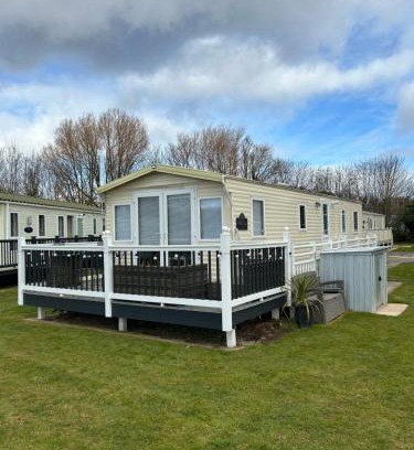 Grimsby Other | Cleethorpes beach haven site