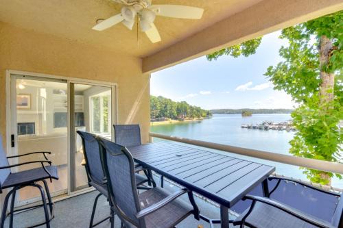 Salem Apartment | Clemson Game Retreat Lakefront Keowee Key Condo
