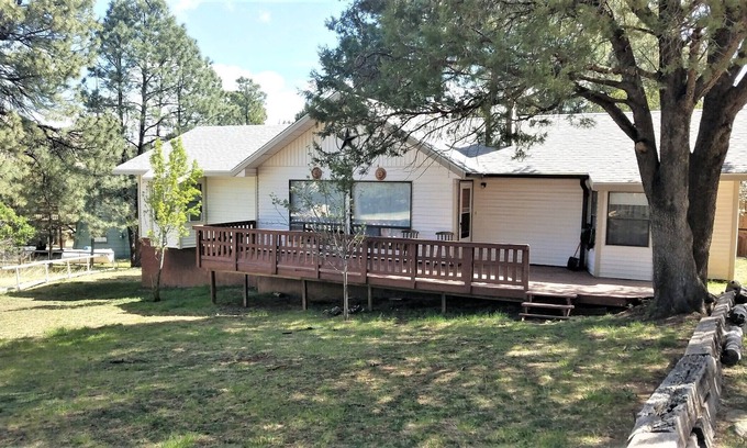 Ruidoso Downs House | Cliff Cabin: Nice Level Entry, Single Level Cabin, Front and Back Decks, Close to Town