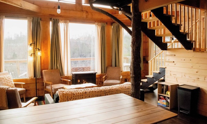Primrose Cabin | Cliffside Cabin, 50 Acres Near Red River Gorge