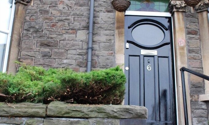 Bristol House | Clift Guest House