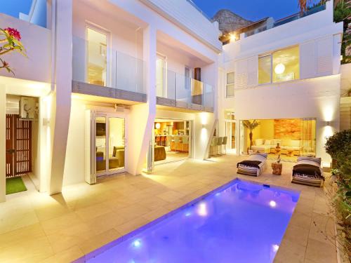 Clifton Villa | Clifton YOLO Spaces - Clifton Private Beach Villa