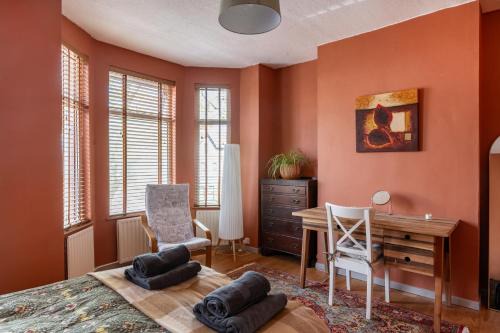Belfast Apartment | Cliftonville Retreat A Quiet North Belfast Stay