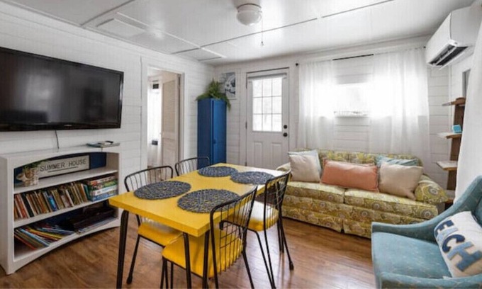Southern Coast Cottage | Close Enough - Beach Cottage