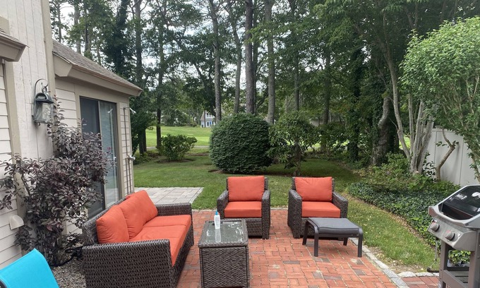 Mews Village House | Close to Beach, new Hot Tub, and on Golf course - patio home on Cape Cod