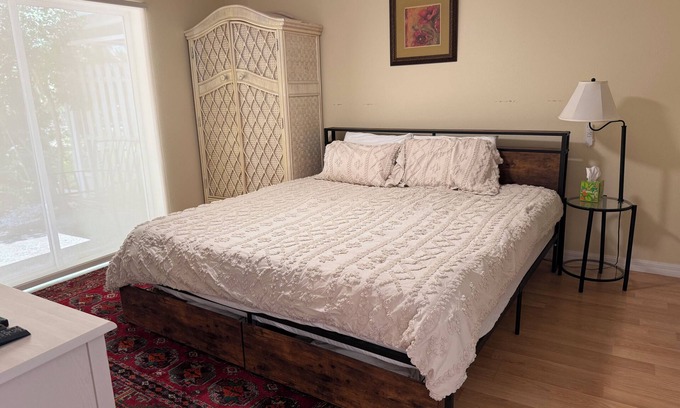 Park East Villa | Close to Beaches, Downtown, everything Sarasota