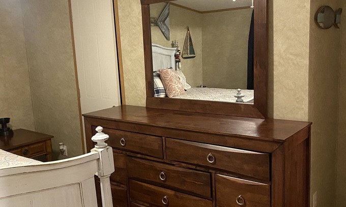 Mead House | Close to choctaw and the new west bay casino and Lake Texoma