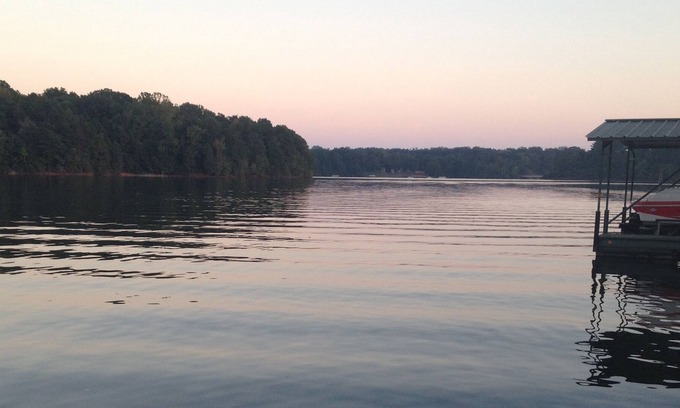 Anderson House | Close to Clemson and Green Pond Landing