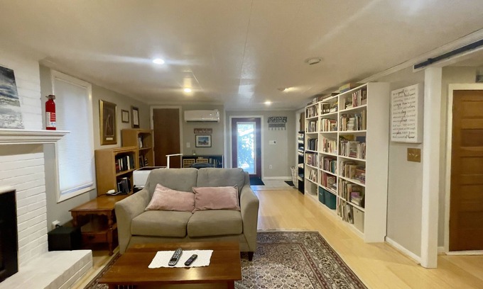 Blacksburg Apartment | Close to downtown Blacksburg, hot tub, sleeps 7!