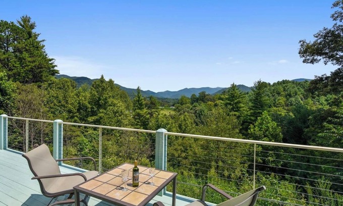 Weaverville House | Close to DT Asheville & Weaverville, Apartment Included