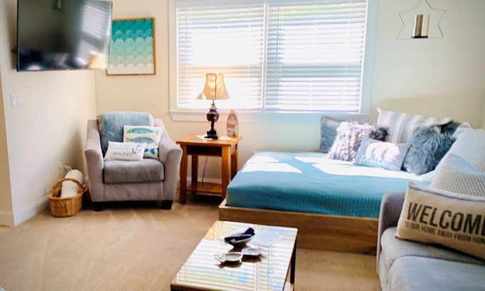 Huron House | Close to everything, Cedar Point, Waterparks, Beaches, Marinas, and Ferries!