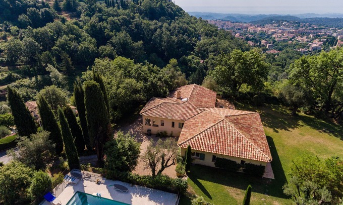 Vence Villa | Close to St Paul de Vence - Recent Villa, Stunning Views