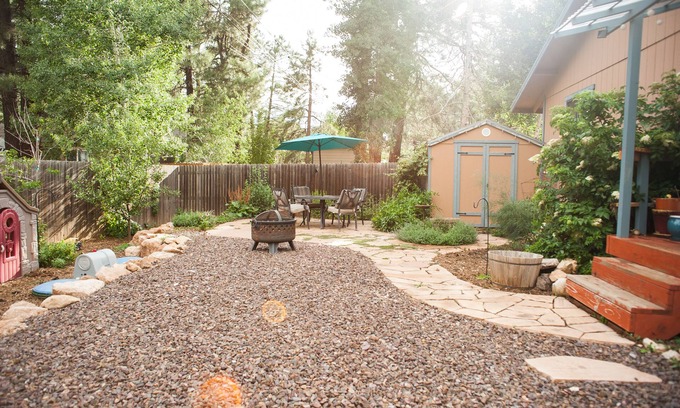 Mountainaire House | Close to Town - Family & Dog-Friendly - Fenced Yard - Fireplace - No Pet Fee