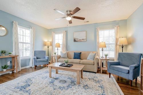 Eau Claire House | Close to USC & Midtown-Downtown - Newly Renovated