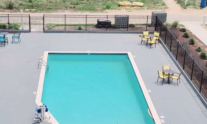 Kill Devil Hills Apartment | Closed for renovations