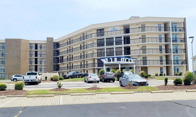 Kill Devil Hills Apartment | Closed for renovations!
