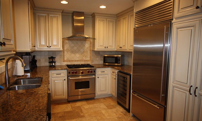 West Beach Cottage | Closest Cottage to the Beach! Casual Luxury.