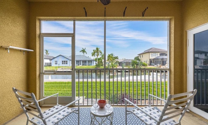 Fort Myers House | Closest to the Pool! - Updated, Bright & Cheery - Condo Serenity Cove - Roelens Vacations
