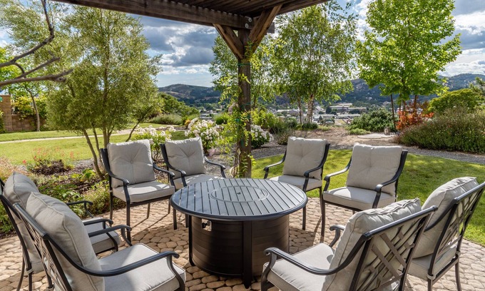 Paso Robles House | Cloud 9 With Heavenly Views!