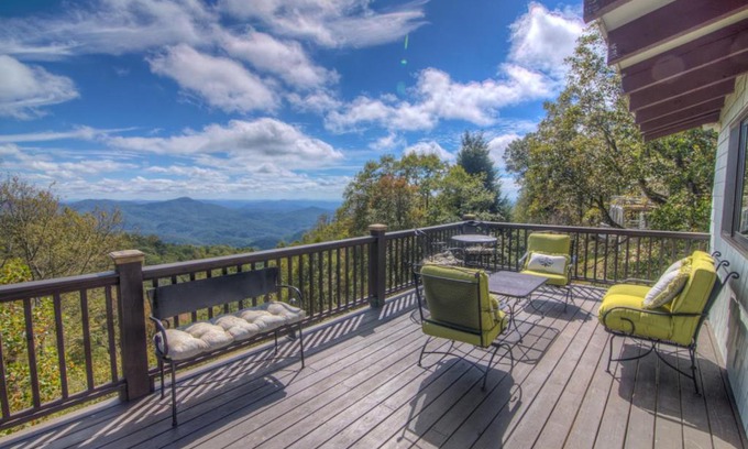 Blowing Rock House | Cloud Forest Lane