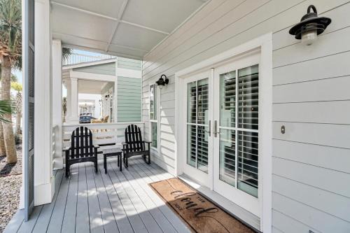 Cinnamon Shore House | Cloud Nine 136 BE