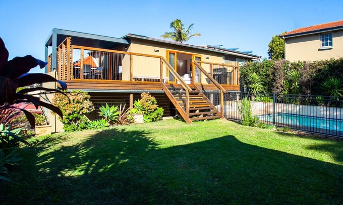 Clovelly House | Clovelly Beach House + Pool