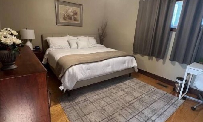 Dayton House | Clover Cottage close to UD Short & Extended Stays