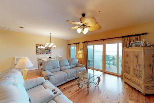 Cape San Blas Apartment | Club at Cape San Blas 2B