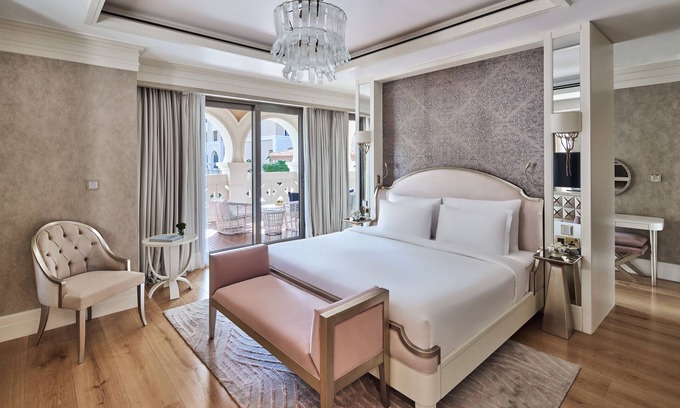 Abu Dhabi Hotel | Club Privé by Rixos Saadiyat Island