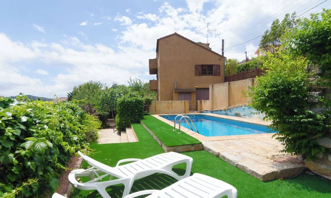 Vidreres Villa | Club Villamar - Charming villa "Refugio" in a quiet urbanisation, 8 km from the beach, with a pri.