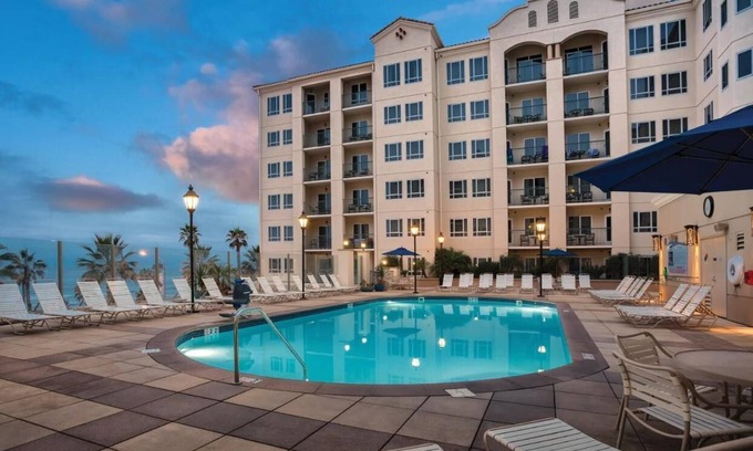 Townsite Resort | Club Wyndham Oceanside Resort 2 Bedroom Deluxe Oceanview