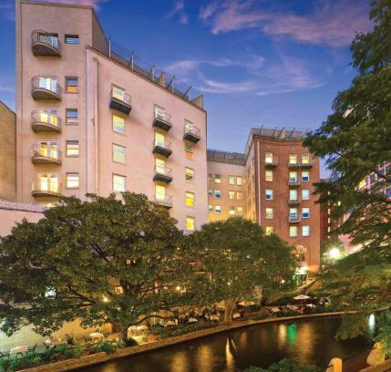 Downtown San Antonio Resort | Club Wyndham Riverside Suites