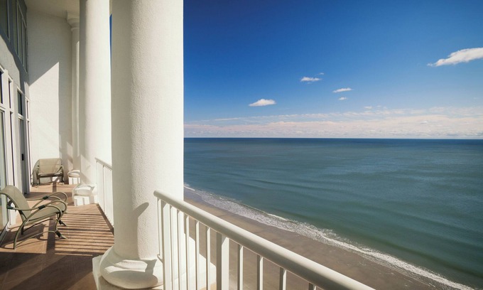 Arcadian Shores Hotel | Club Wyndham SeaWatch Resort