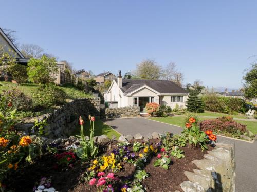 Harlech House | Clyd Fan