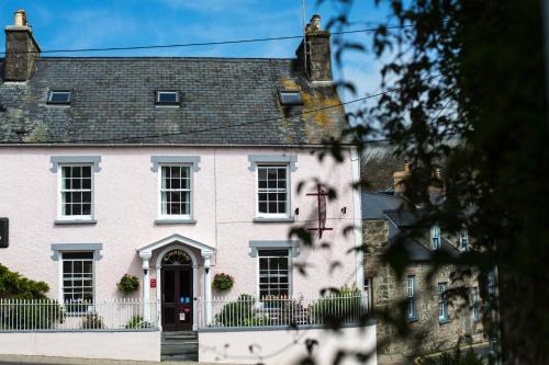 Newport House | Cnapan Guest House