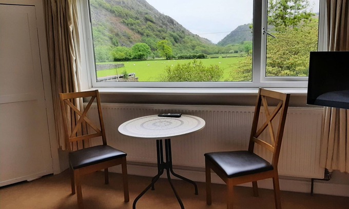 Beddgelert House | Coach House