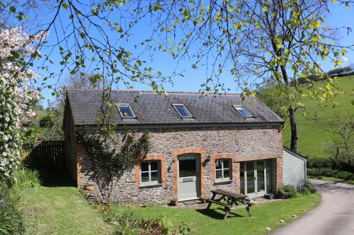 Burgh Island House | Coachhouse, Buckland Park, Bantham