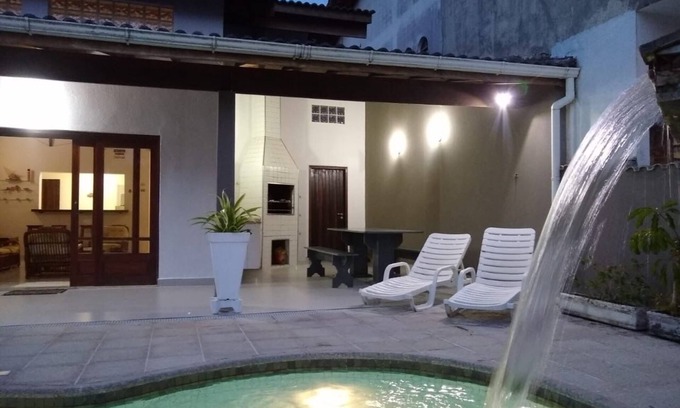 Guarutuba House | COAST OF SUN- 70 METERS BEACH, 4 SUITES (WITH AIR CONDITIONING), POOL, CABLE TV.